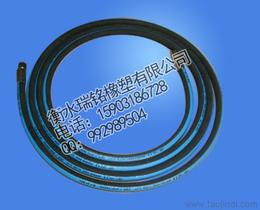 保障能源動(dòng)脈，選擇可靠貨源——石油及制品批發(fā)與制造供應(yīng)指南